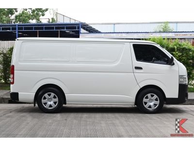 Toyota Hiace 3.0 (ปี 2017) Economy Van รูปที่ 4